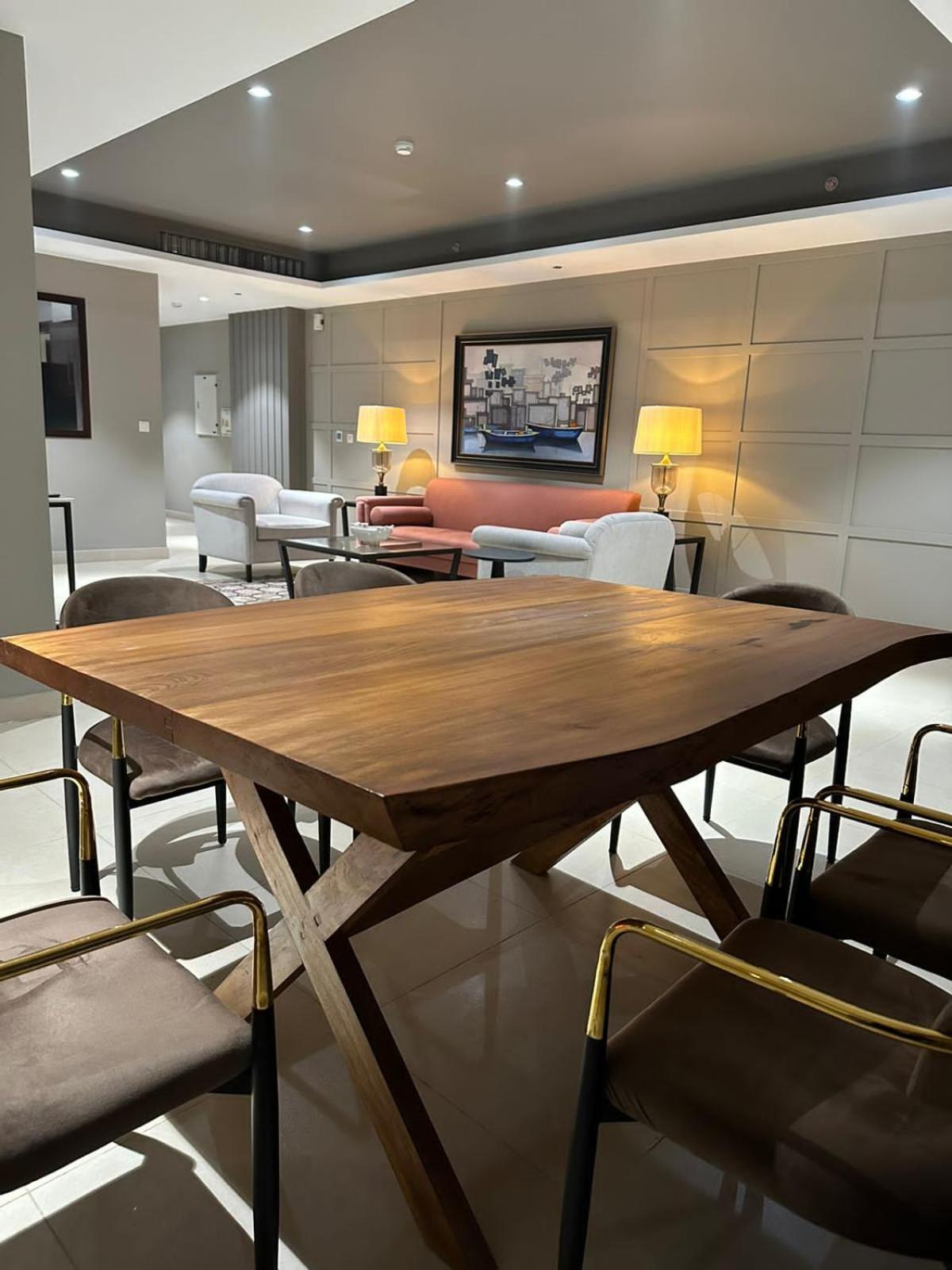 One Constitution Avenue By Goldfinch Aparthotel Islamabad Bagian luar foto