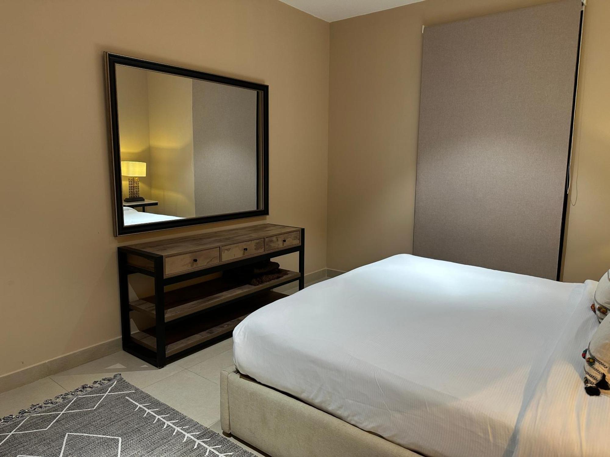One Constitution Avenue By Goldfinch Aparthotel Islamabad Bagian luar foto
